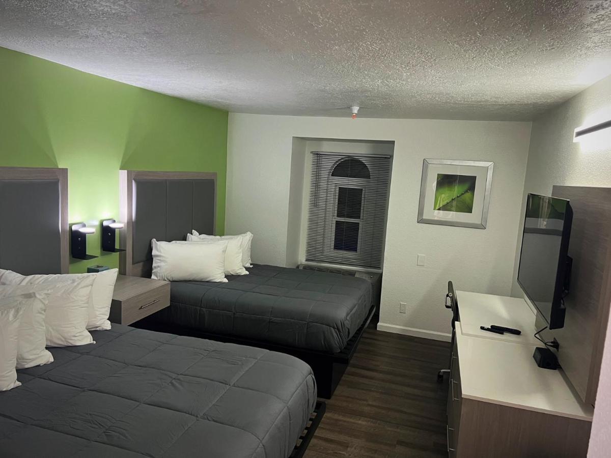 Hotel The Aqua Pacific 4*