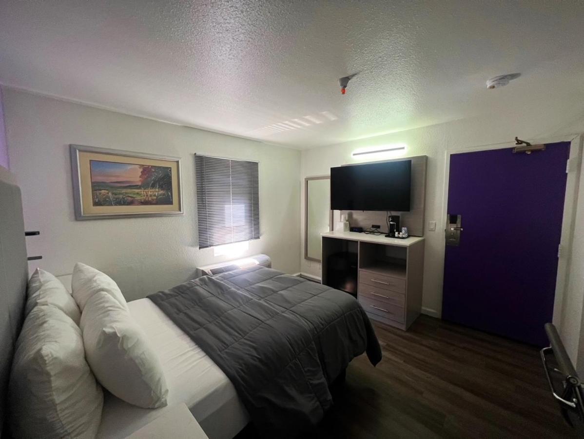 The Aqua Pacific 4* Santa Cruz