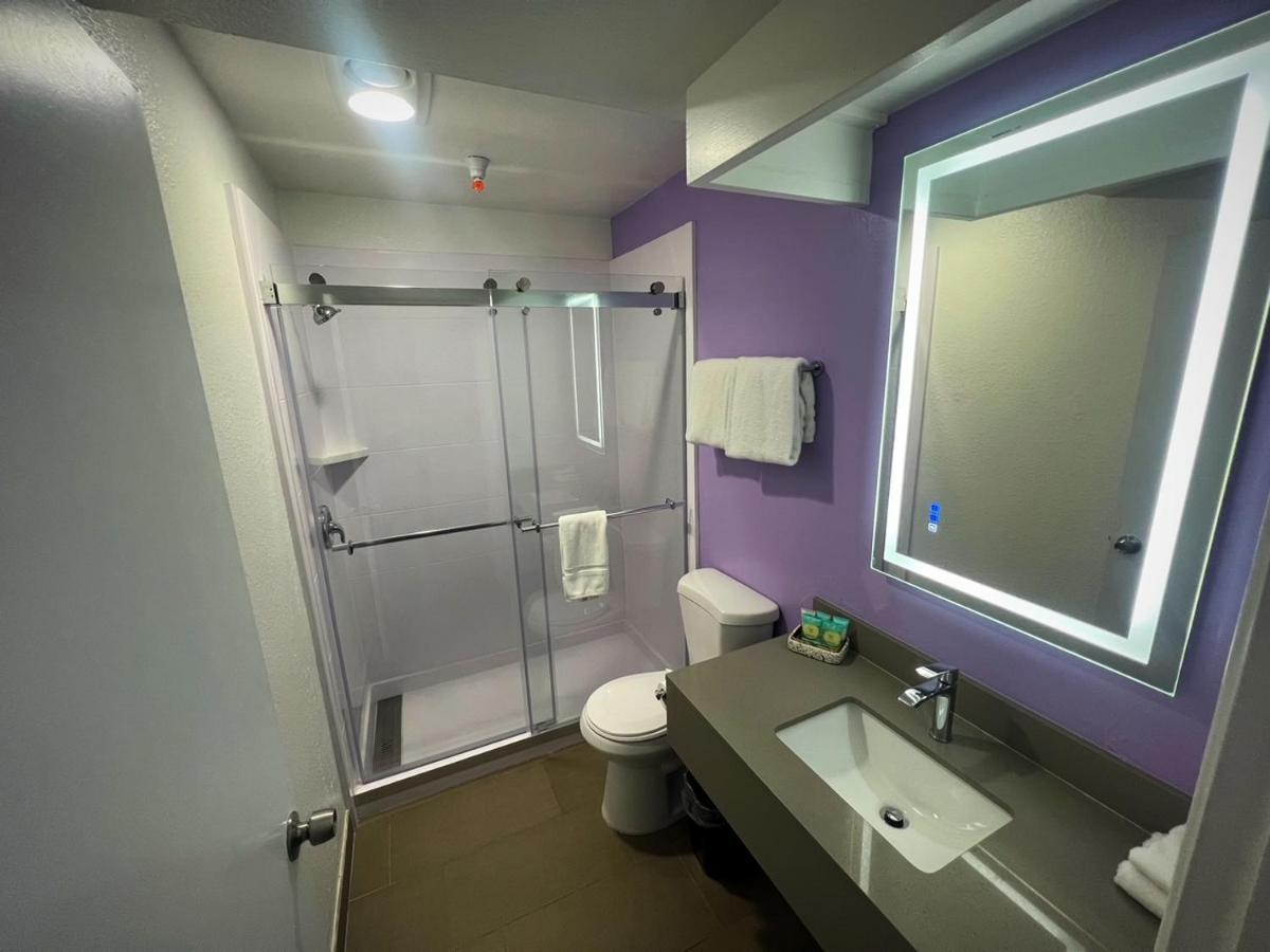 The Aqua Pacific 4* Santa Cruz