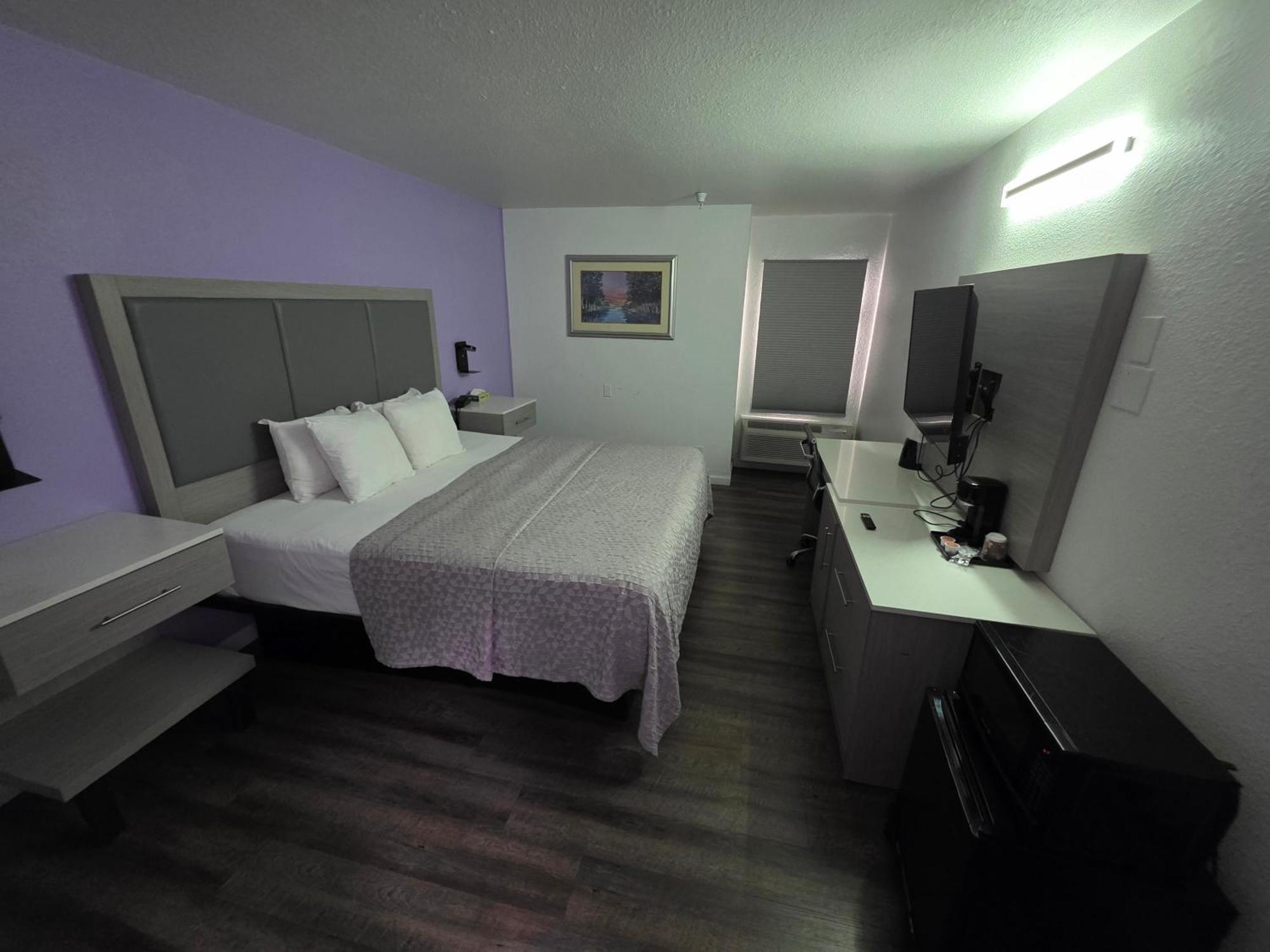 Hotel The Aqua Pacific Santa Cruz